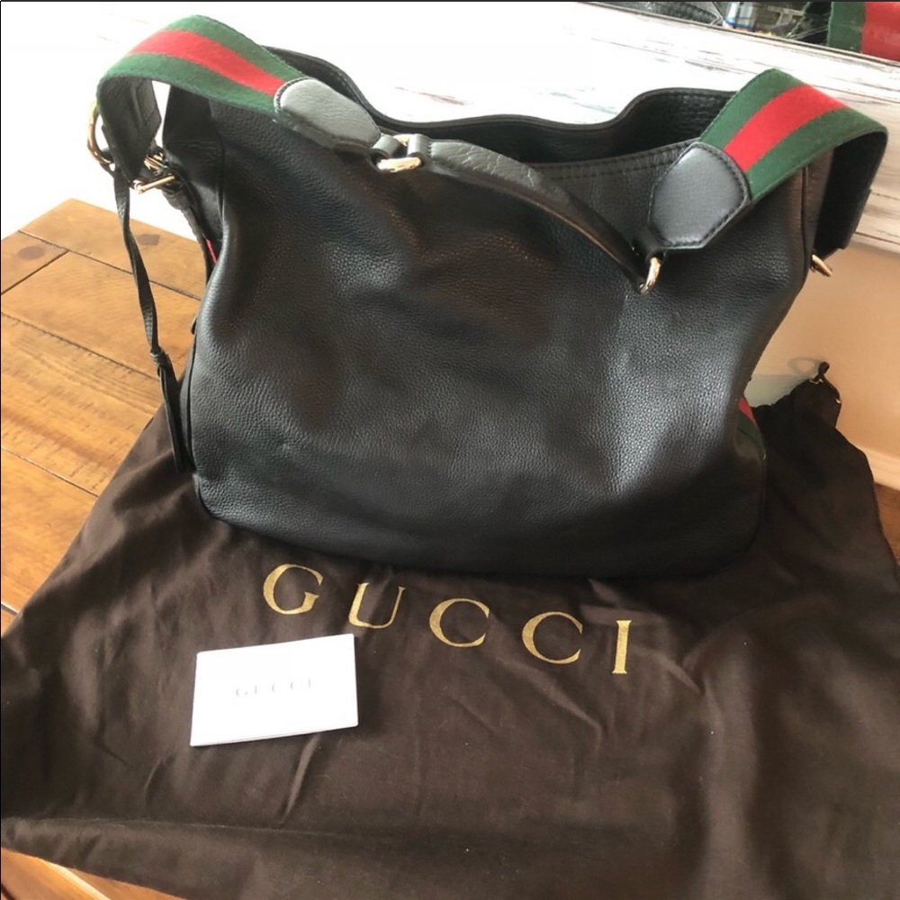 Authentic Gucci purse
